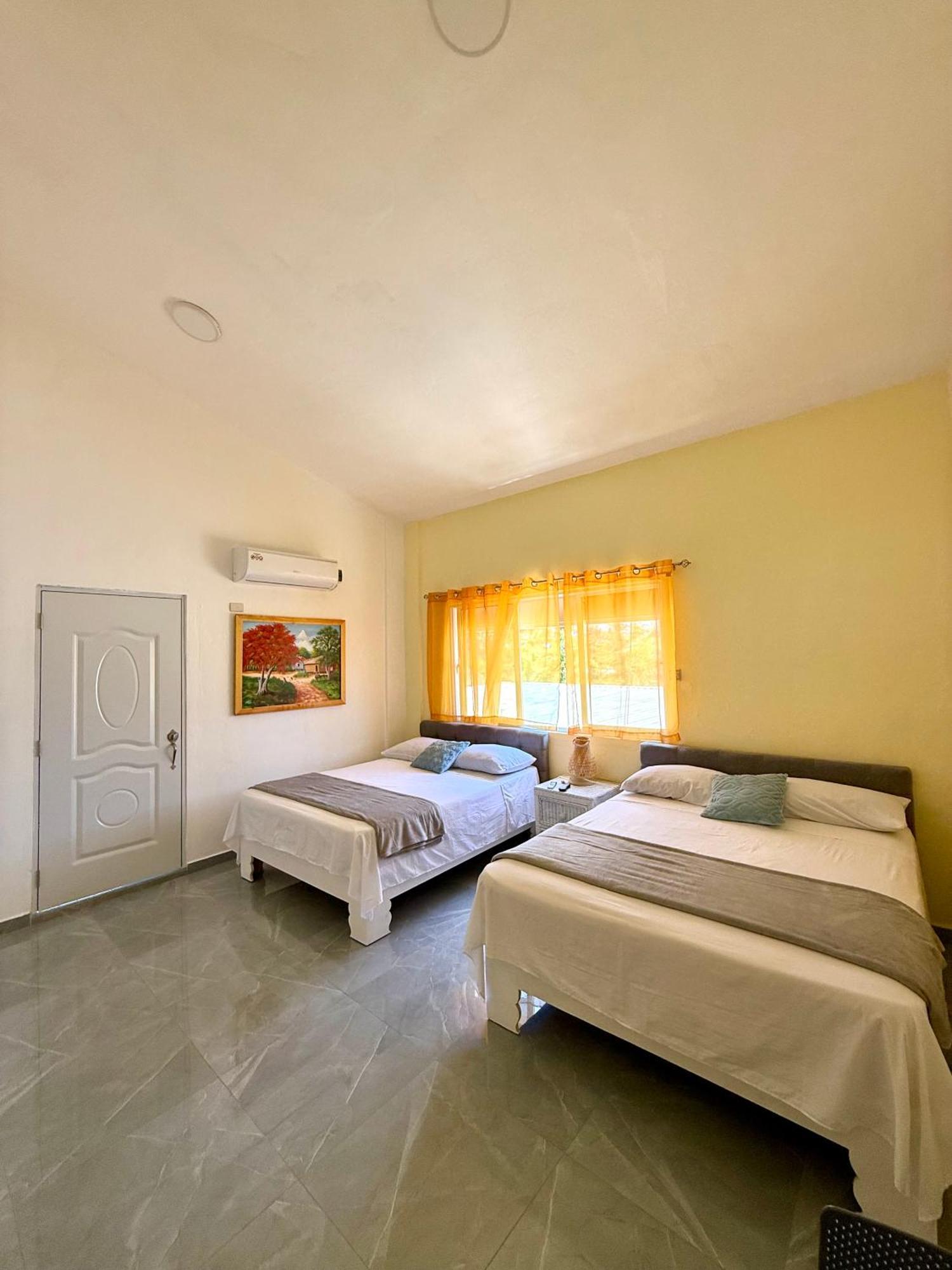 Hotel Al Mare Barahona Ngoại thất bức ảnh
