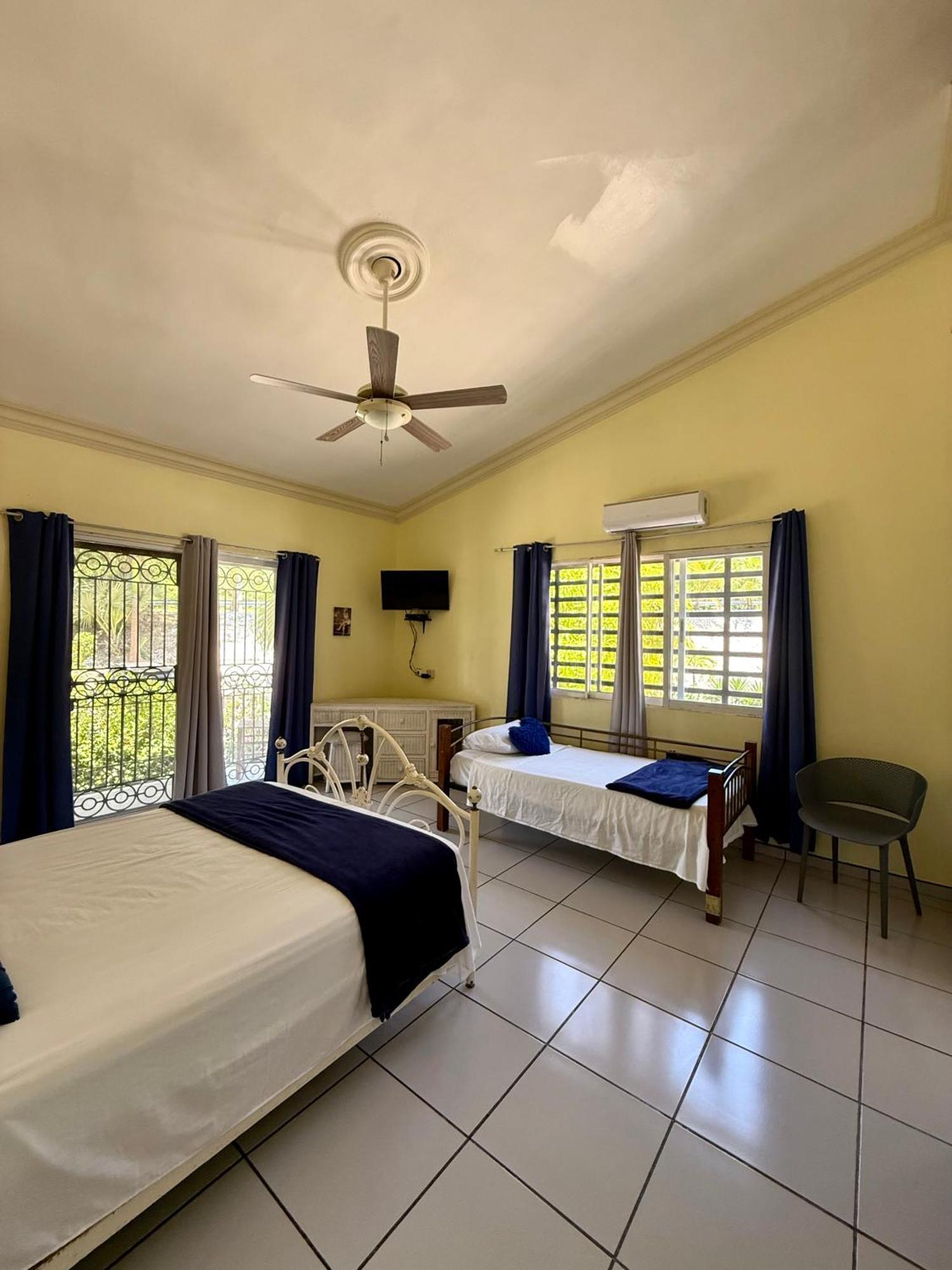 Hotel Al Mare Barahona Ngoại thất bức ảnh